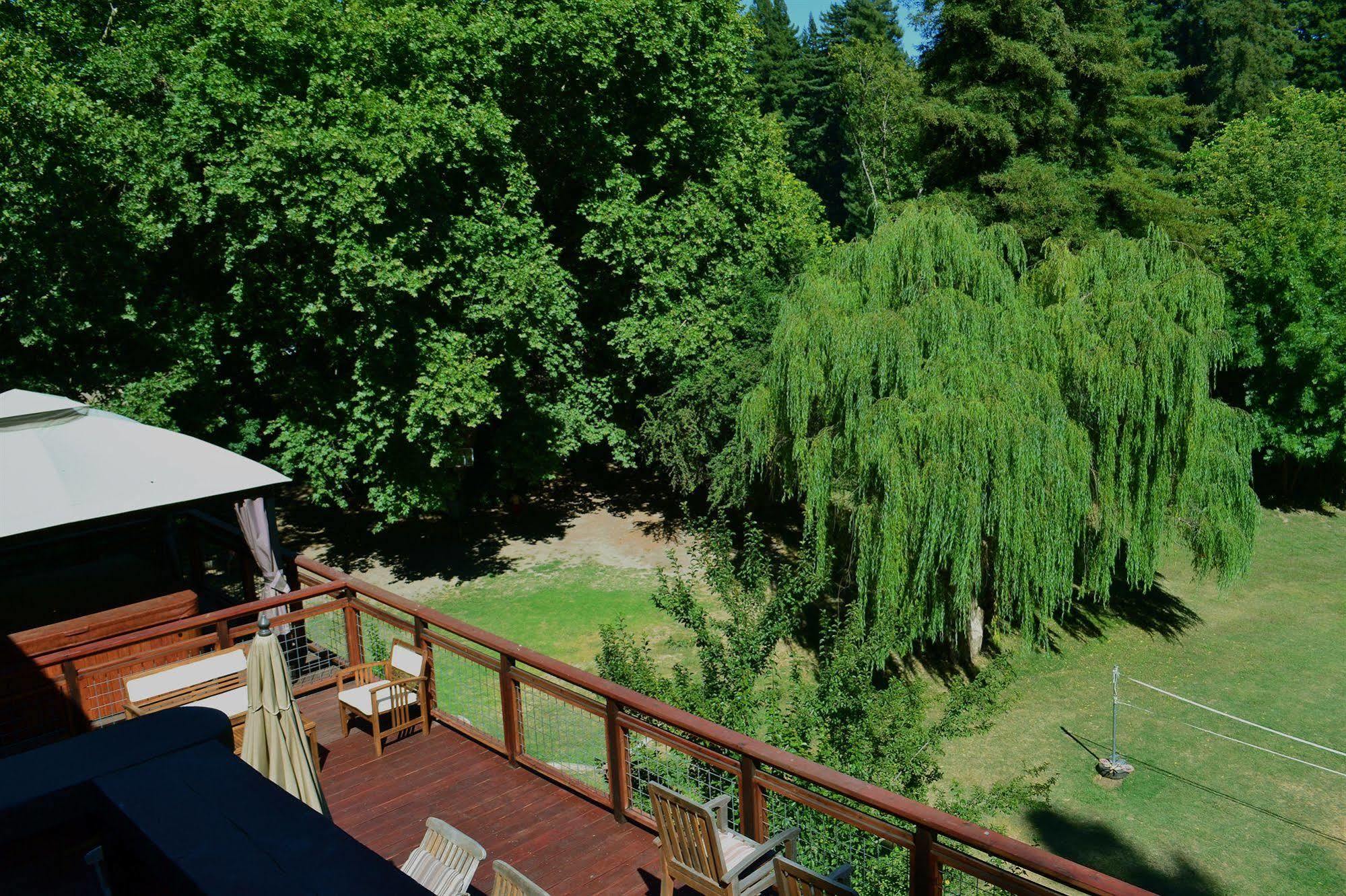Guerneville Lodge Exterior photo